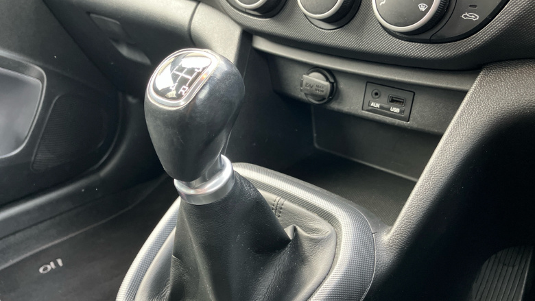 Hyundai i10 1.0 SE 5dr Petrol Hatchback